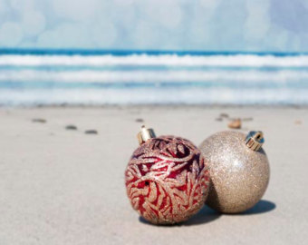 Great Holiday Gifts at Islands Art